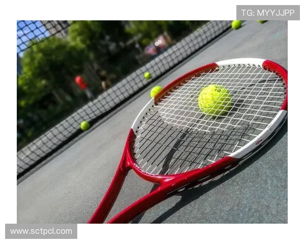 新手到专业级网球拍选购技巧与性能解析指南材质重量平衡点选择策略 新手到专业级网球拍选购技巧与性能解析指南材质重量平衡点选择策略